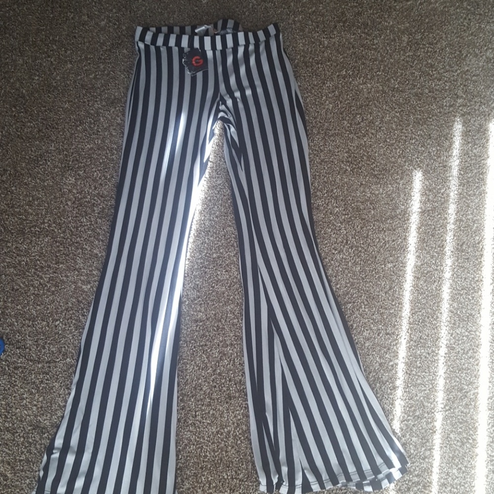 Black and white pants